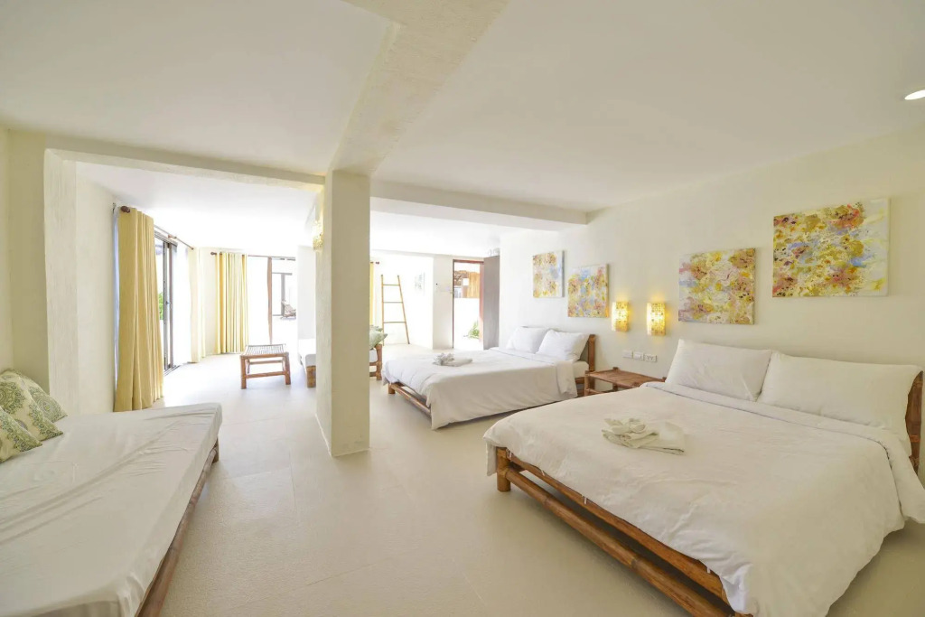 Rieseling Boracay Beach Resort