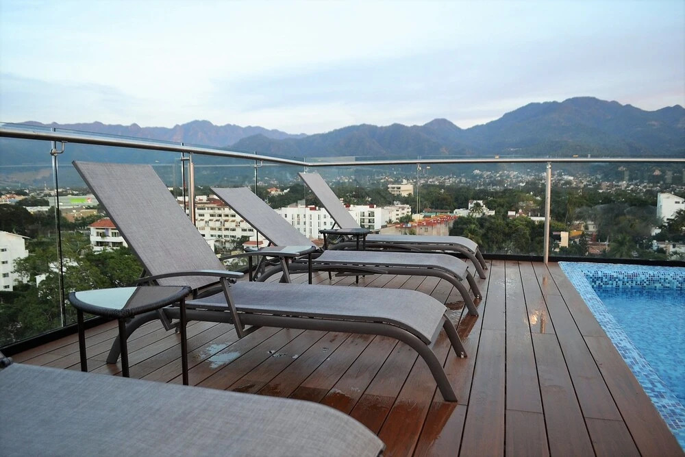 Condo Niza 266 by MDR