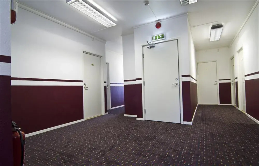 Hotel & Vandrarhem 10 - Hostel