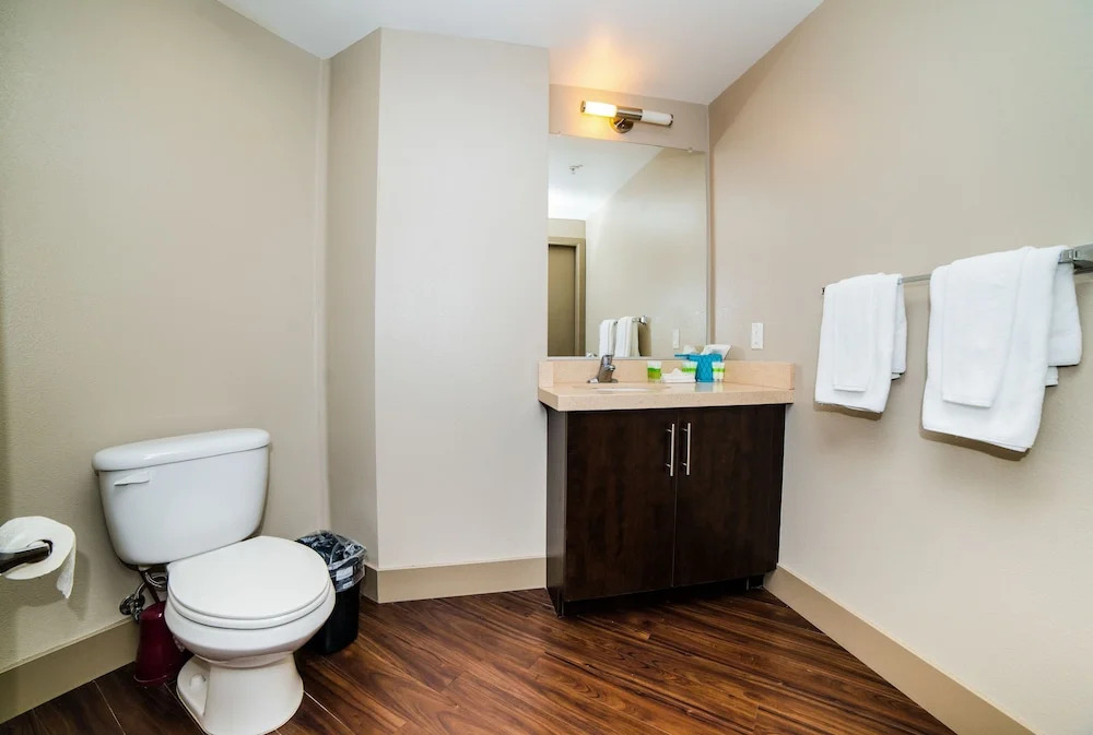 Las Palmas Suites