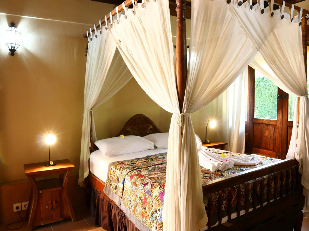 2bedroom Beachfront at Lovina Beachhouse Villas