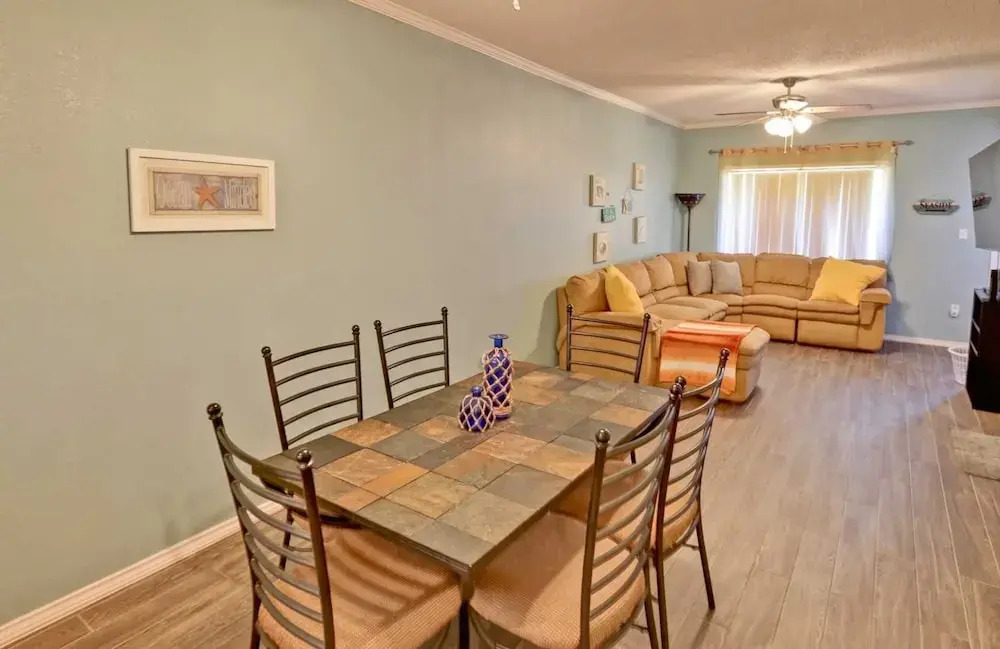Dolphin 23 2 Bedroom Condo by RedAwning