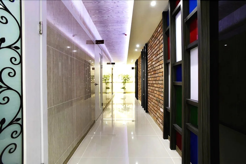 Maya Guesthouse - Hostel