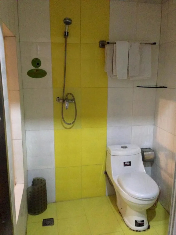 Jinshi 100 Hotel