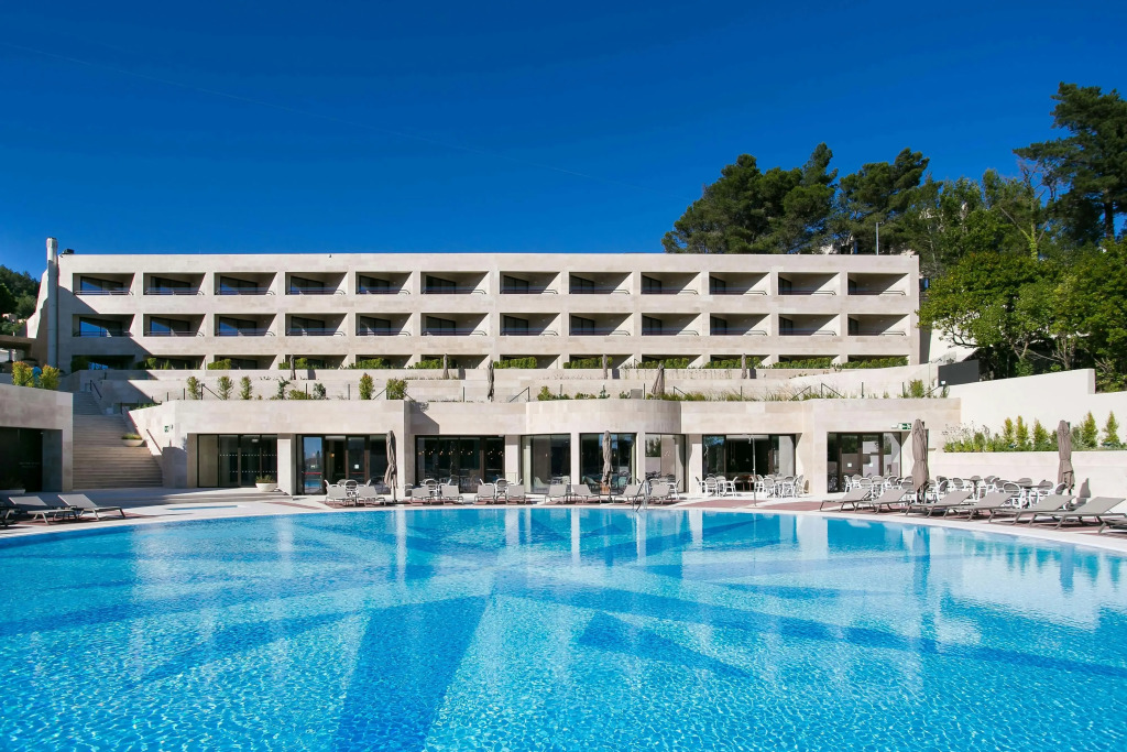 Four Points by Sheraton Sesimbra