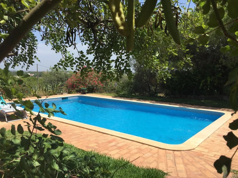 House With 2 Bedrooms in Almancil, With Pool Access, Enclosed Garden a