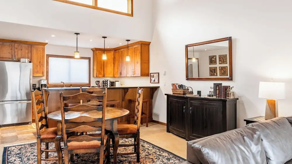 Riverside Condos C202 by Avantstay Condo Close To Downtown, Town Park & Ski Lift #8