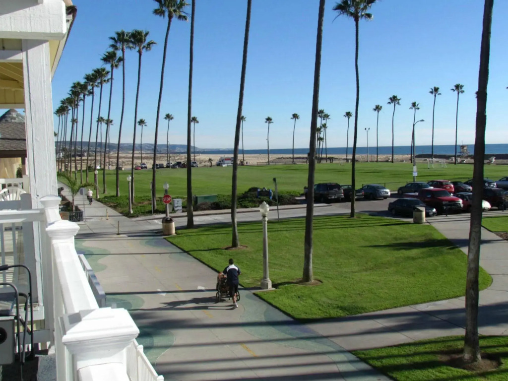 3 Bedroom Duplex with Ocean View