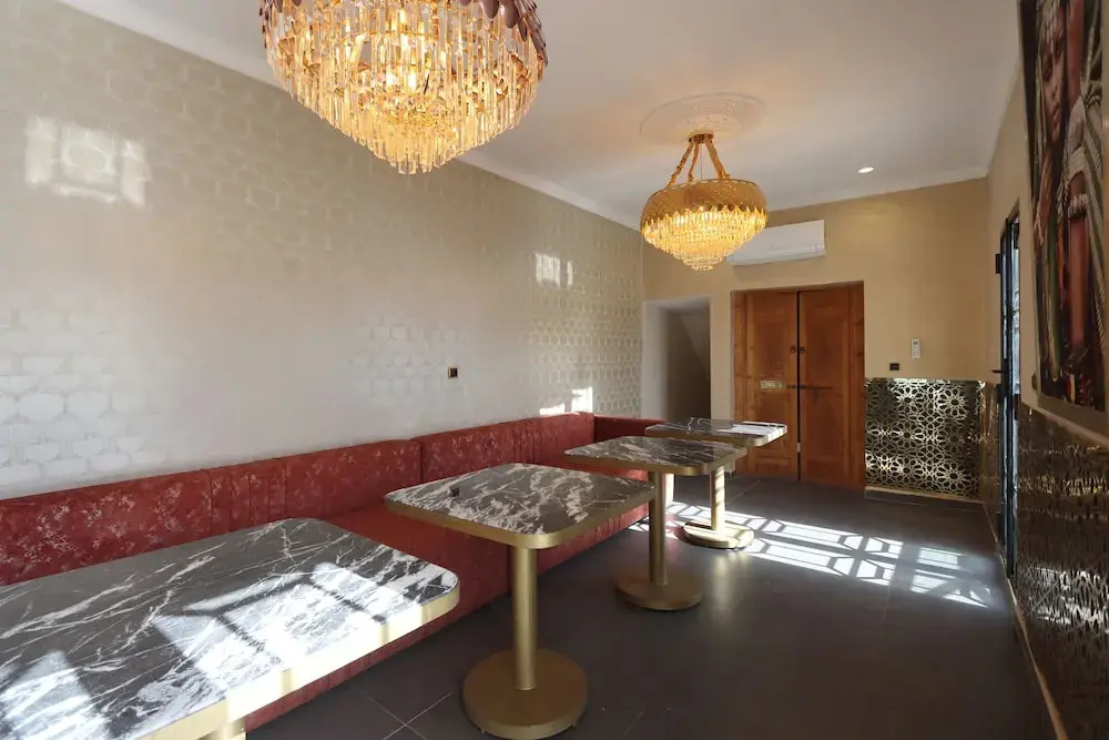 Riad la fayette bed & breakfast