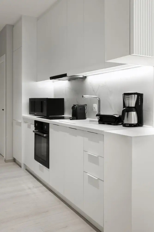 Ultra Chic Modern 4 Bedrooms Apartment in Athens