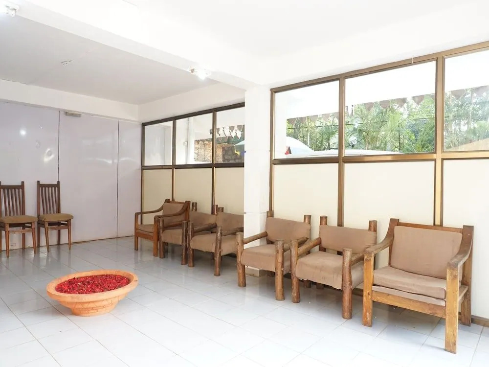 OYO 24986 Flagship Hotel Western Resort