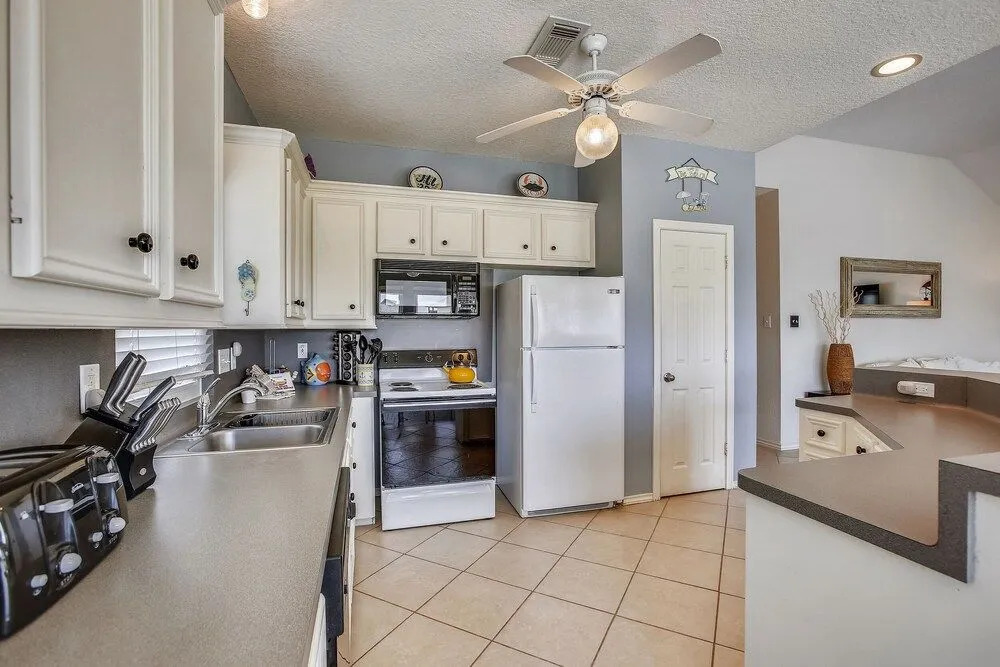 Here Comes the Sun by Ryson Vacation Rentals