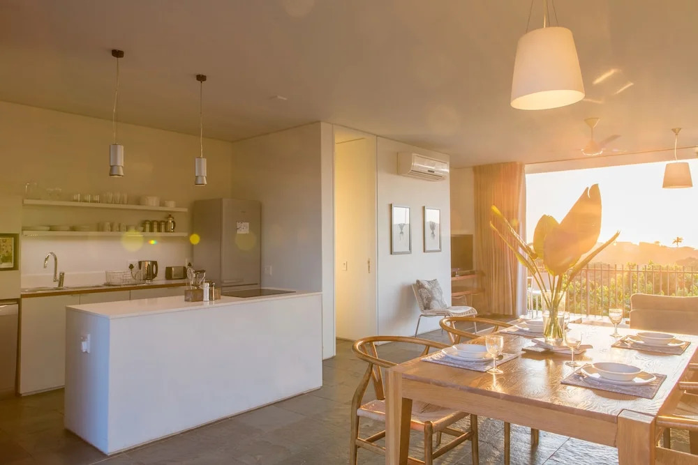 Dash Apartments