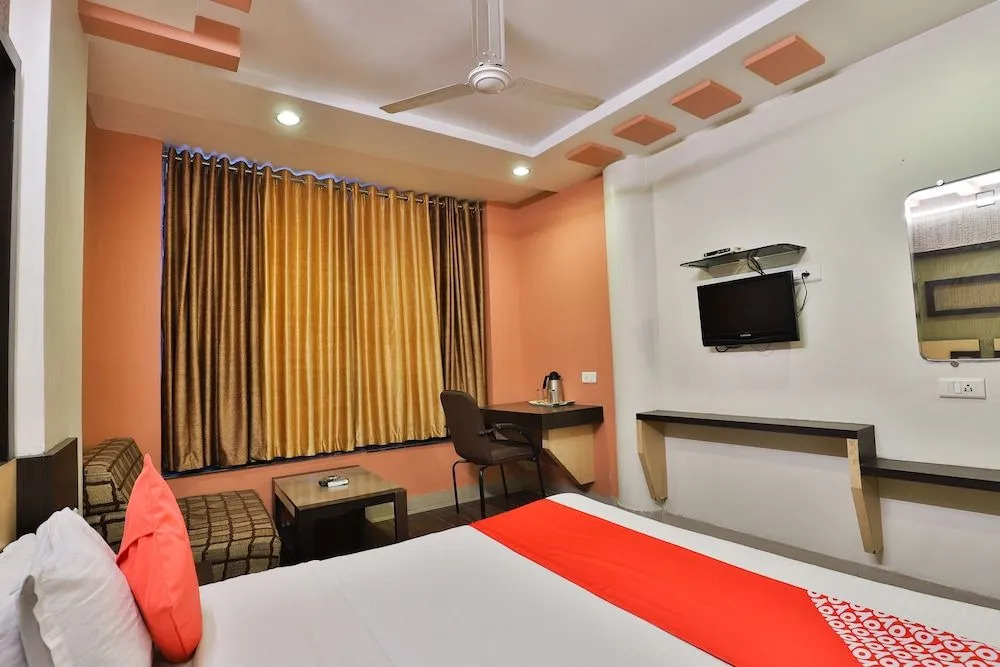 OYO Rooms 229 Hotel Classic inn