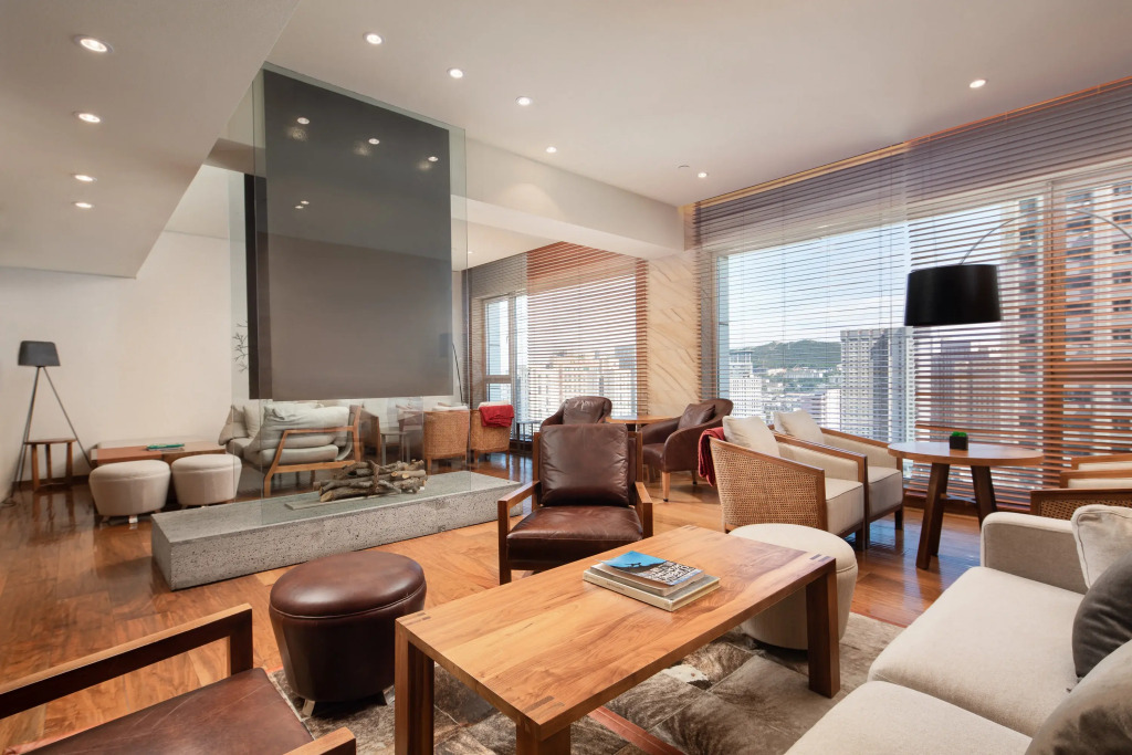 New World Dalian Hotel