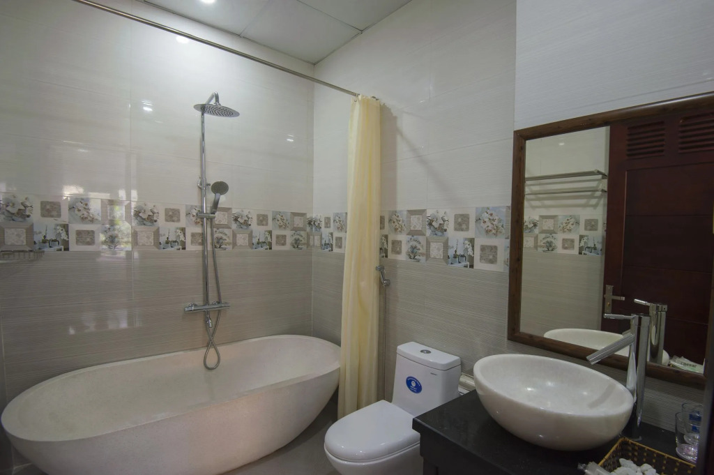 Hoi An Sun Lake Villa