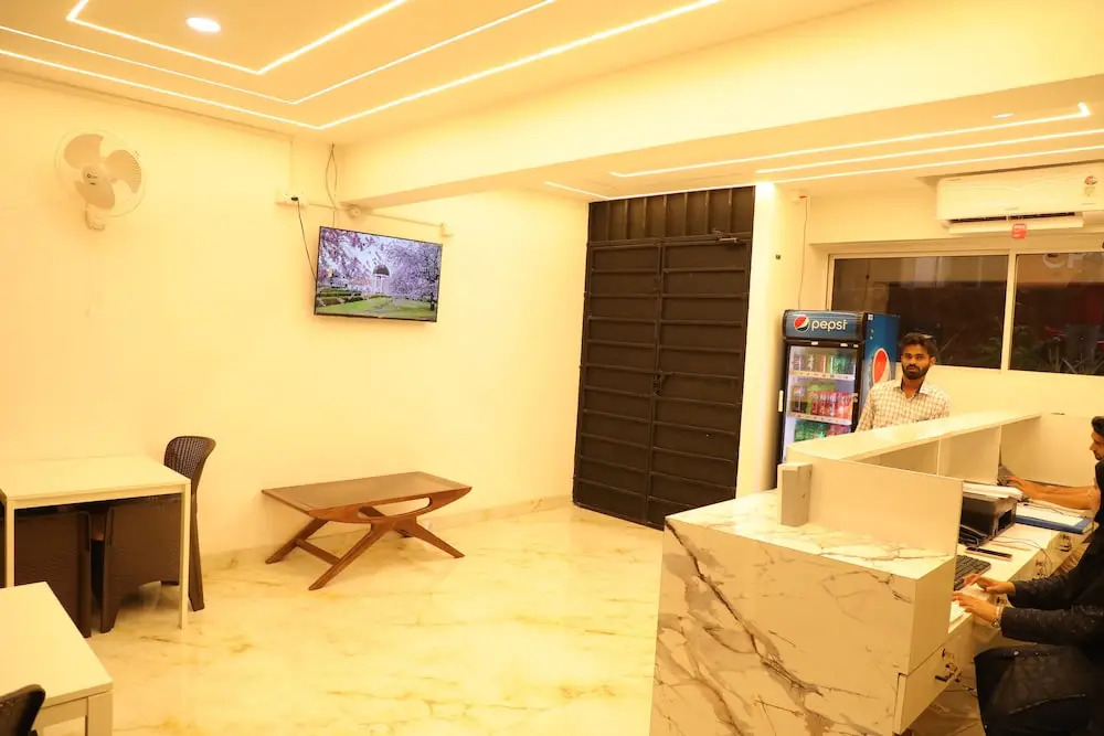 Hotel Heraa Inn