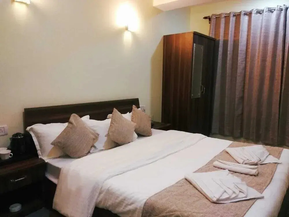 Rufina Cardamom Residency