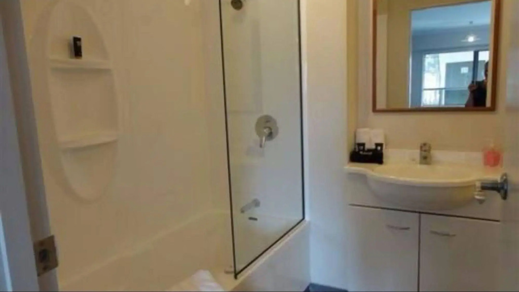 Abode On Courtenay Motor Inn