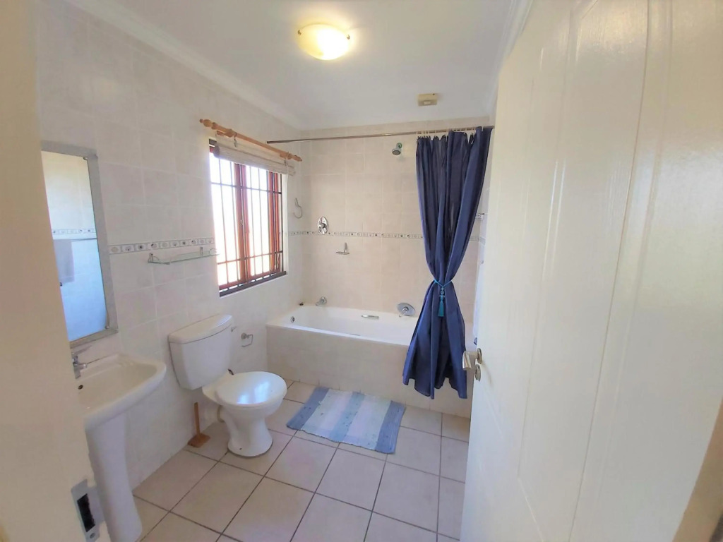 Kuta Beach Unit 12