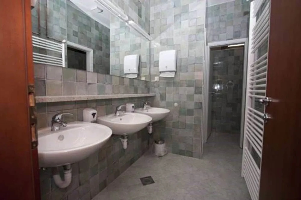 Cocoon Hostel