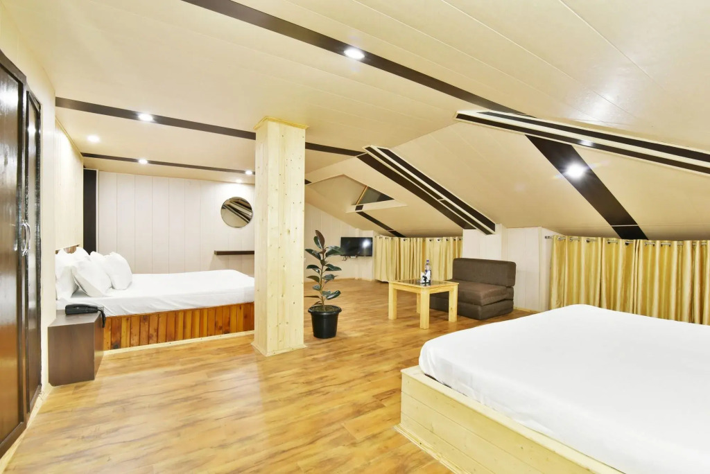 Hotel Devlok