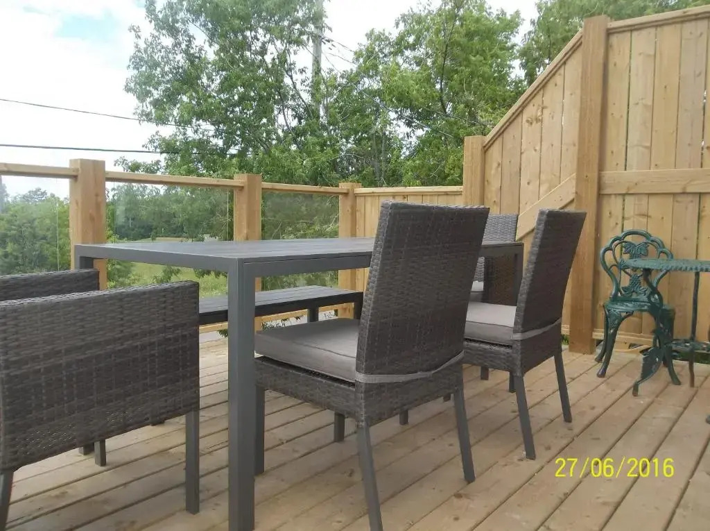 Cottage Jasmine on the Shediac Bay with hot tub