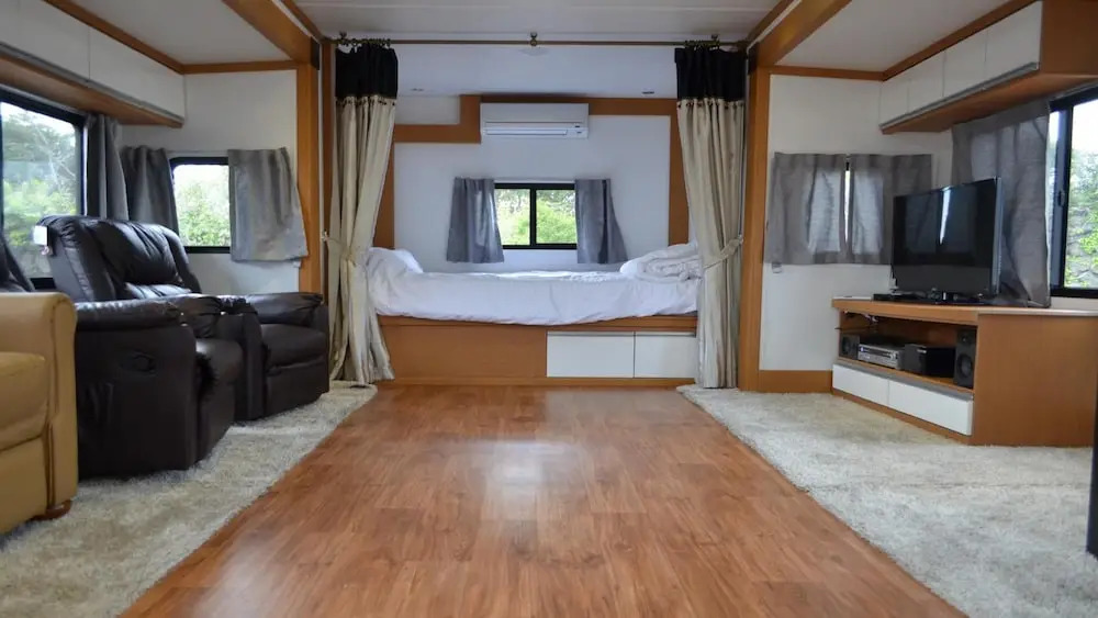 Seogwipo PyoseonCaravan