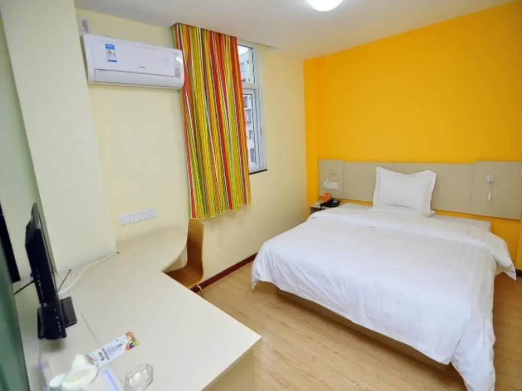 7Days Inn Yuxi Mingzhu Road