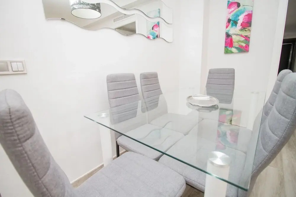 Classy 4 bedrooms Apartment