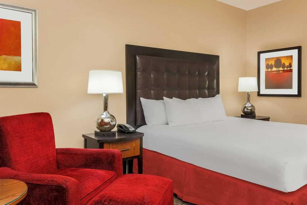 Hilton Promenade Branson Landing