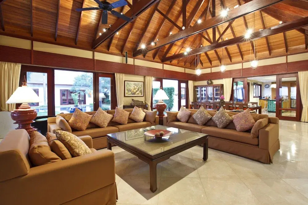 Miskawaan Villa Lotus