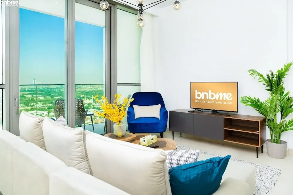 Skyscrapper Connected to DM by Bnbmehomes