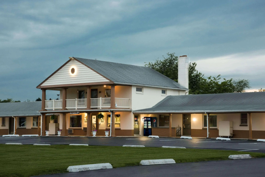 Econo Lodge Palmyra - Hershey