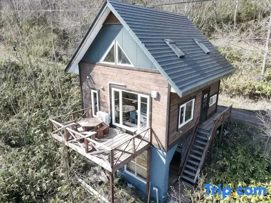 LAKE TOYA Great view log cabin