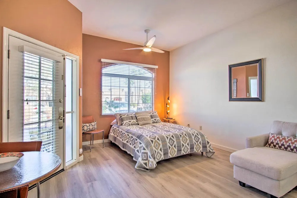 Green Valley Studio in 55+ Community!