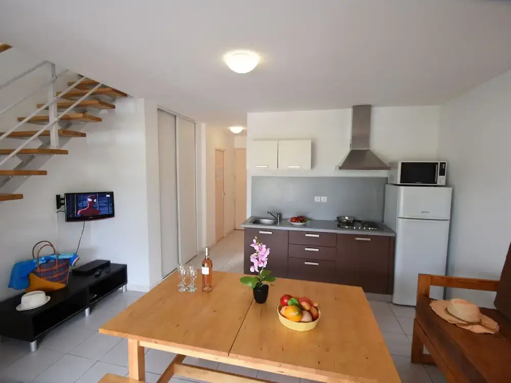 Well-kept Bungalow With Combi-microwave, Beach at 5 km