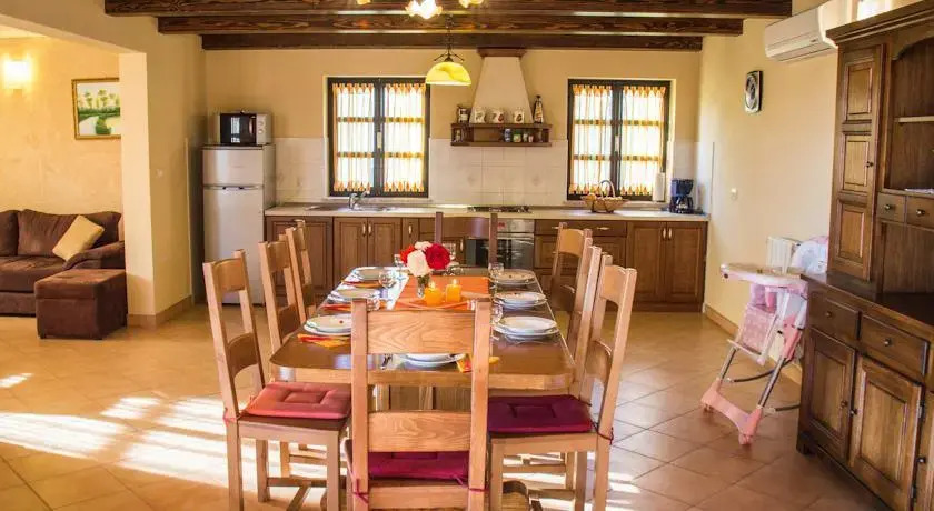 Villa Veli 46