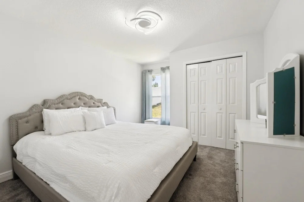 Charming Davenport Retreat With Private Pool 3 Bedroom Home by RedAwning