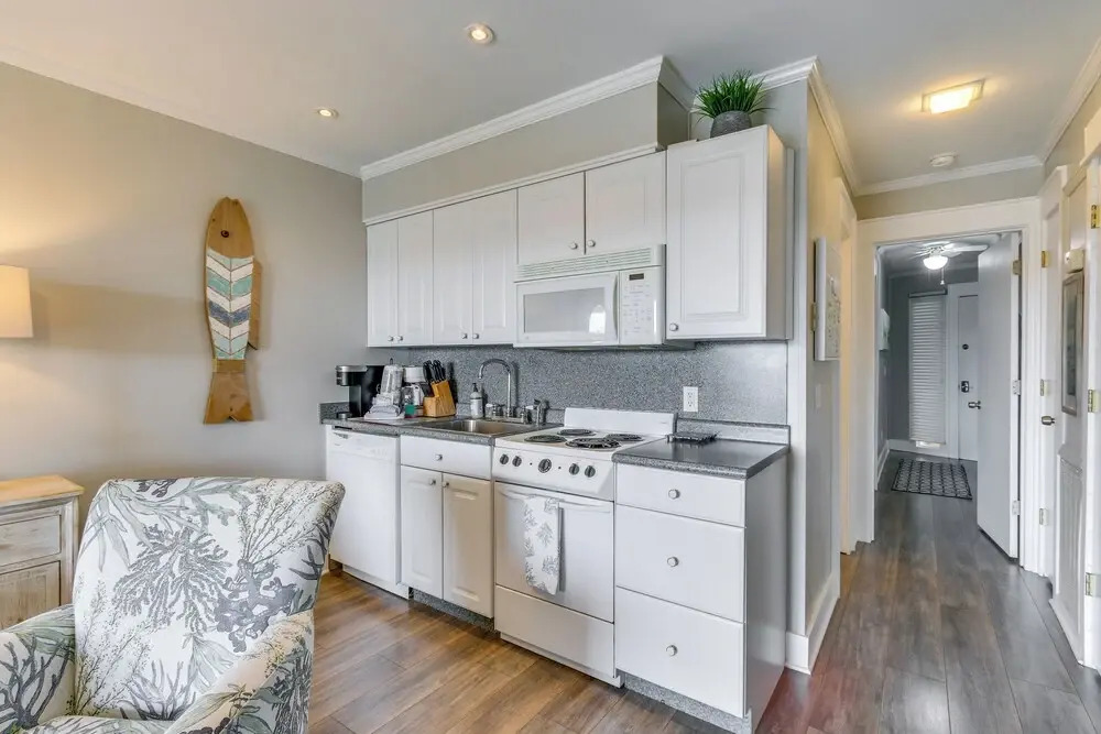 Top-floor Condo w/ Ocean Views in Hilton Head!