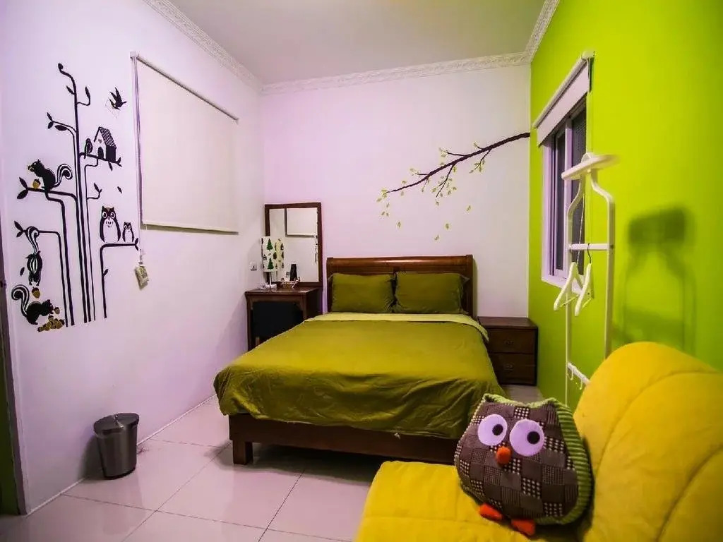 Mei Mei's Home