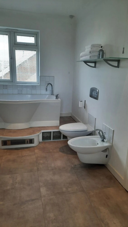 Impeccable 5-bed House in Stockton-on-tees