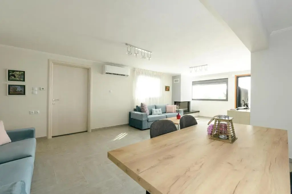 W2 Rooms