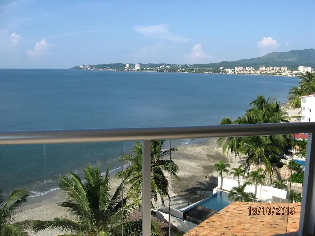 Banderas Suites