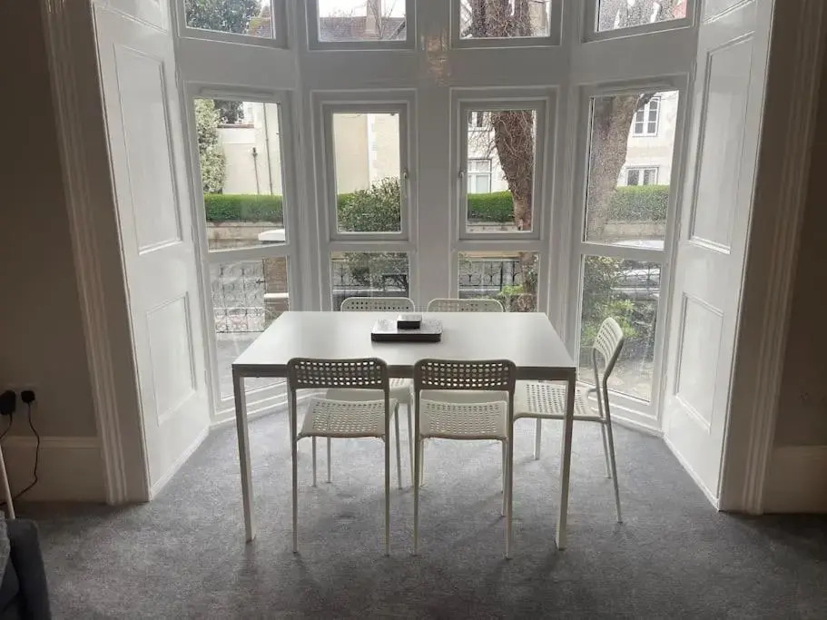 Central Southsea Boutique 2 Bedroom Flat