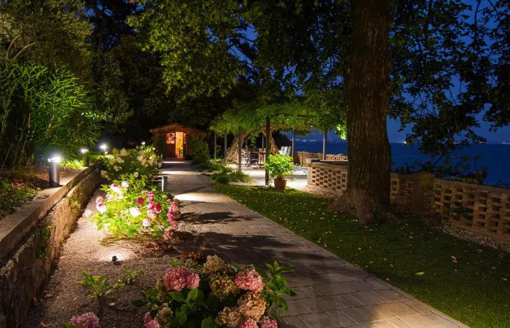 Seaside Apartment Volosko on the beach