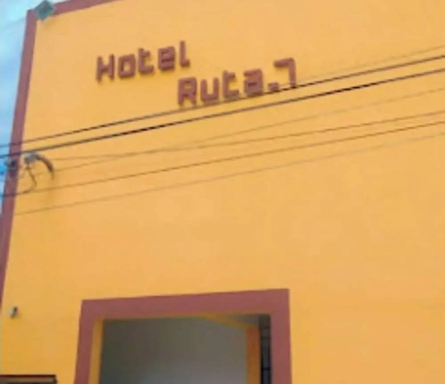 Hotel Ruta 7
