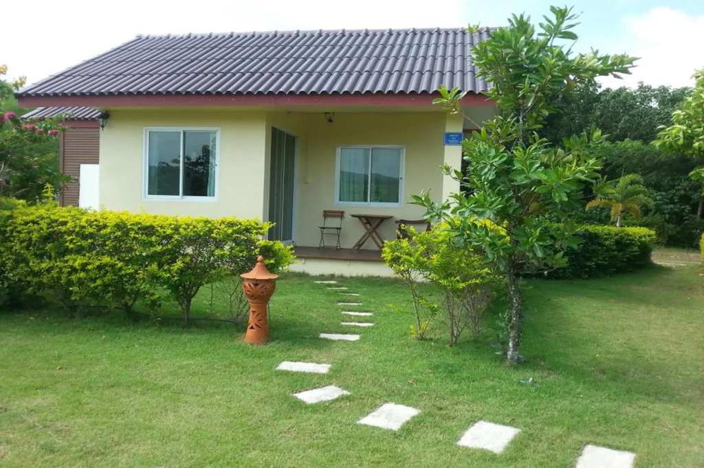 Les Collines Resort