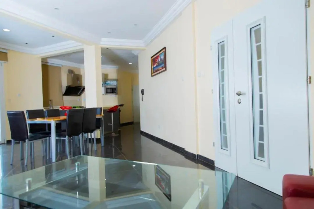 1 bedroom Space Available to enjoy