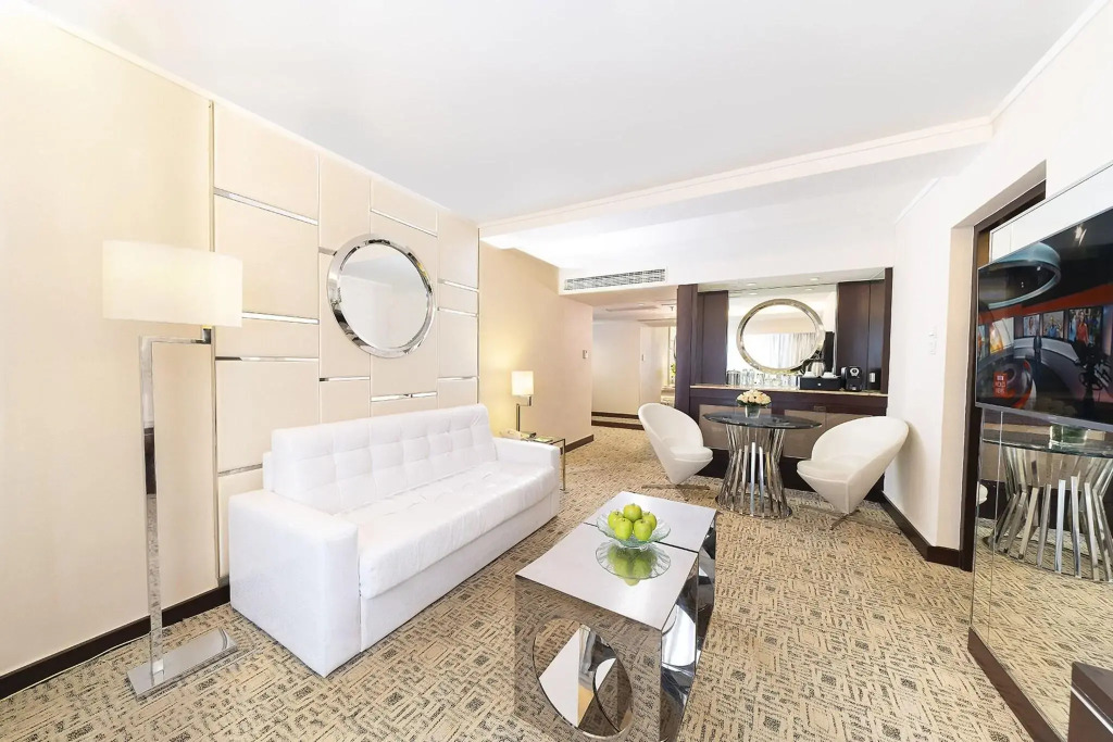 Regal Kowloon Hotel